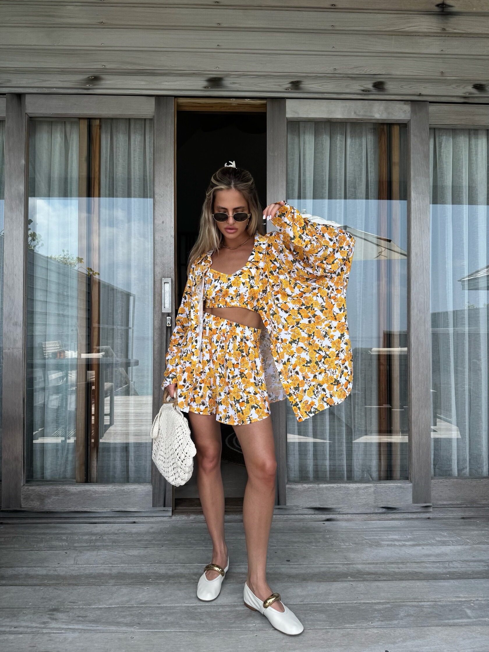 Костюм из 4 предметов Yellow flowers