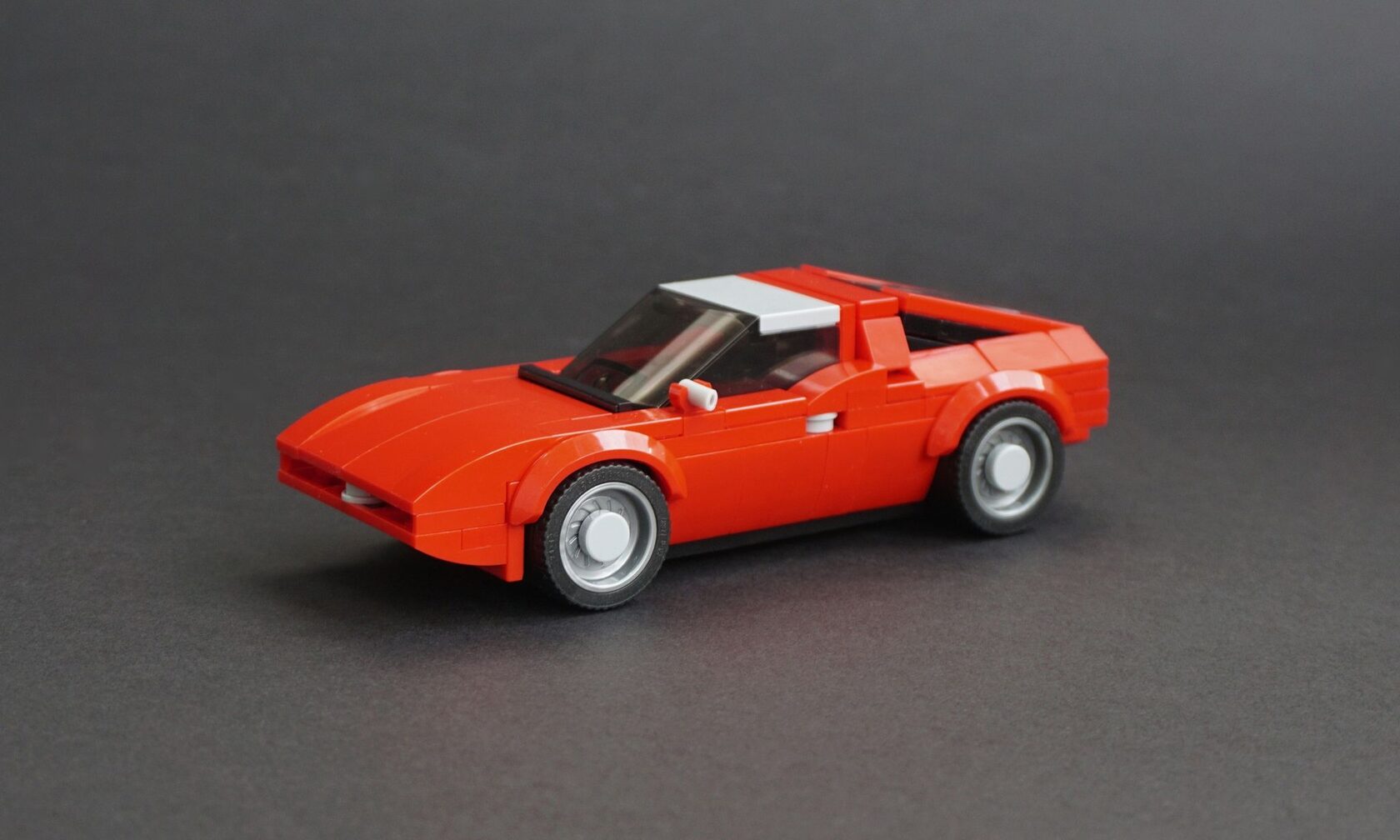 LEGO самоделка: Maserati Bora 1971 (рис. 1)