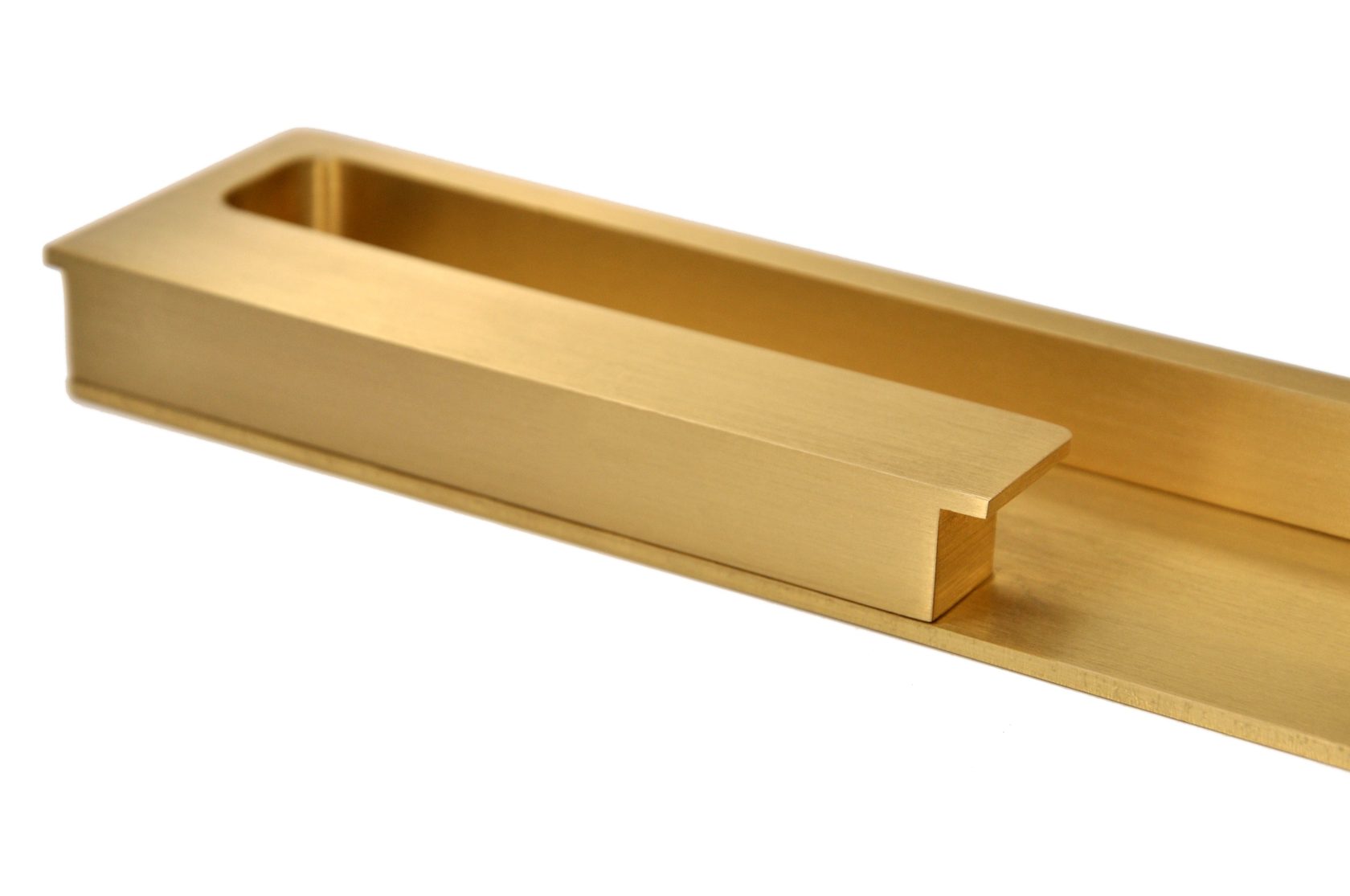 Мебельные врезные ручки из латуни | brassing.ru | Flush brass pulls