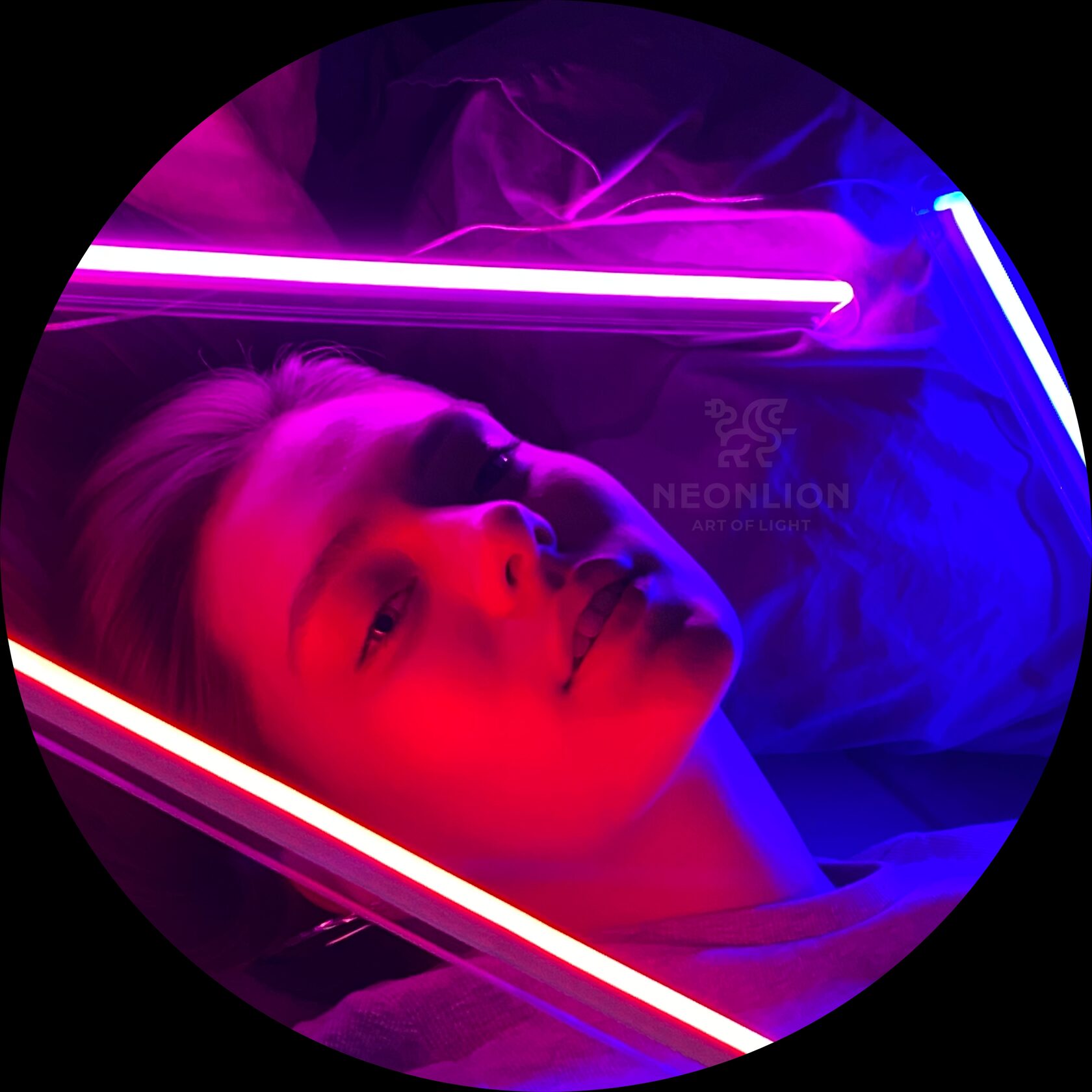 NEONLION