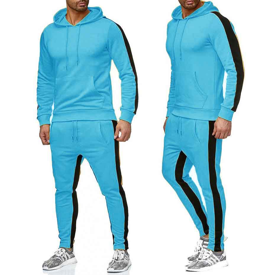 Спортивные костюмы 