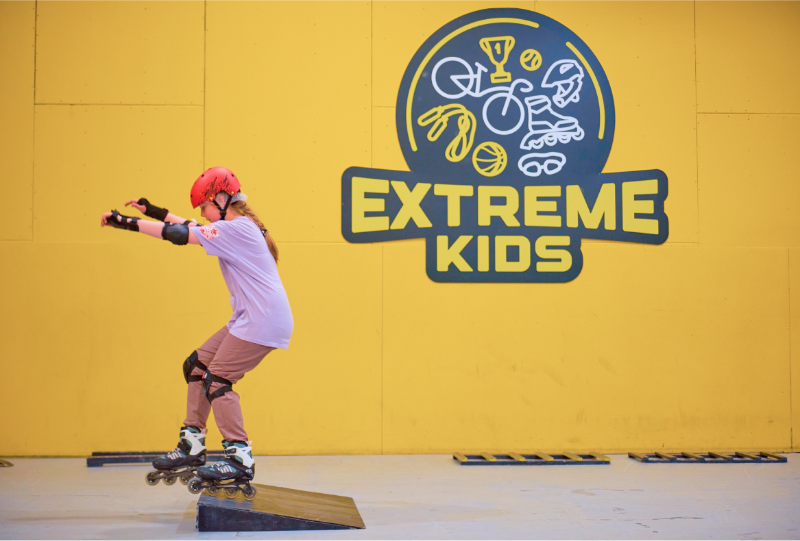 Школа роллер спорта EXTREME KIDS в Академгородке. Учим кататься на роликах  детей от 3,5 до 16 лет.