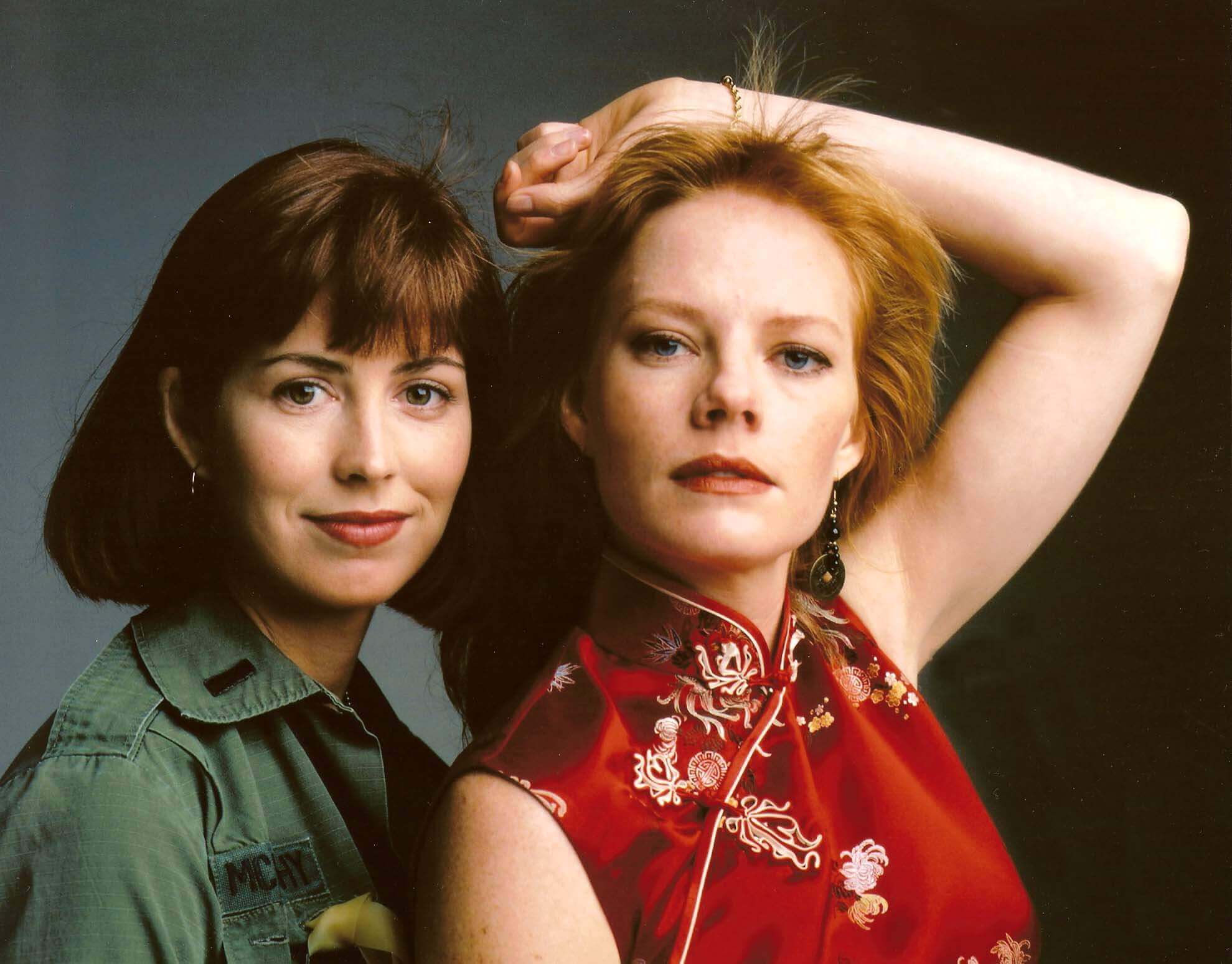 dana-delany-fan-website-china-beach-photos
