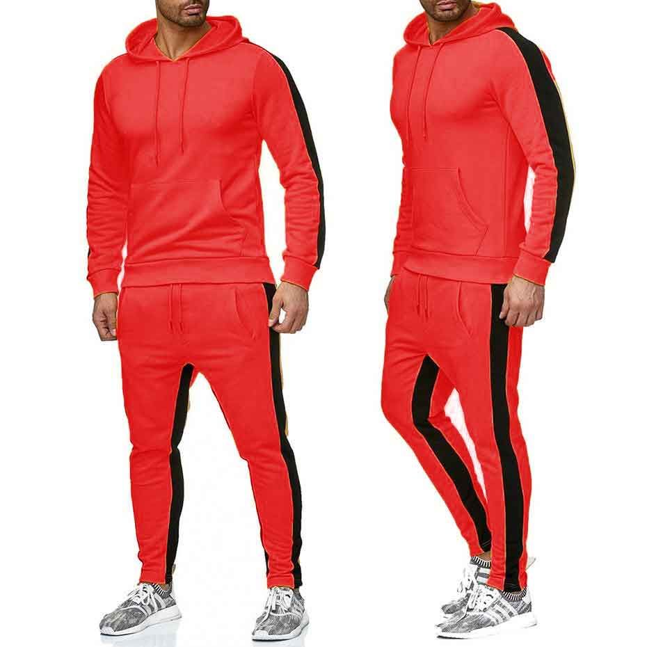 Спортивные костюмы 