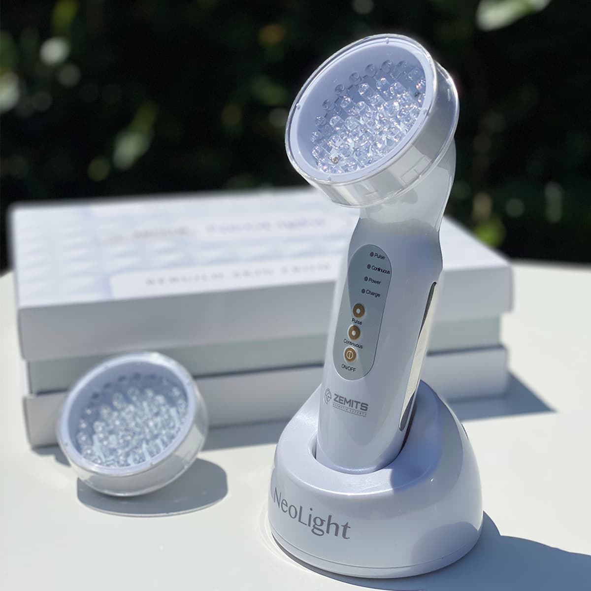 Портативный аппарат LED фототерапии Zemits NeoLight : Заказать в