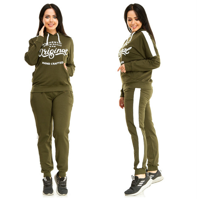 Женские спортивные костюмы zhenskiye sportivnyye kostyumy​