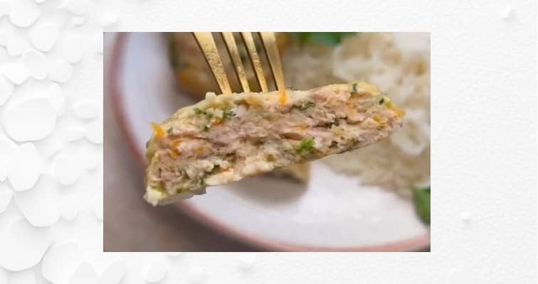 Приготовление куриных котлет с кабачком и морковью в духовке: шаг 8