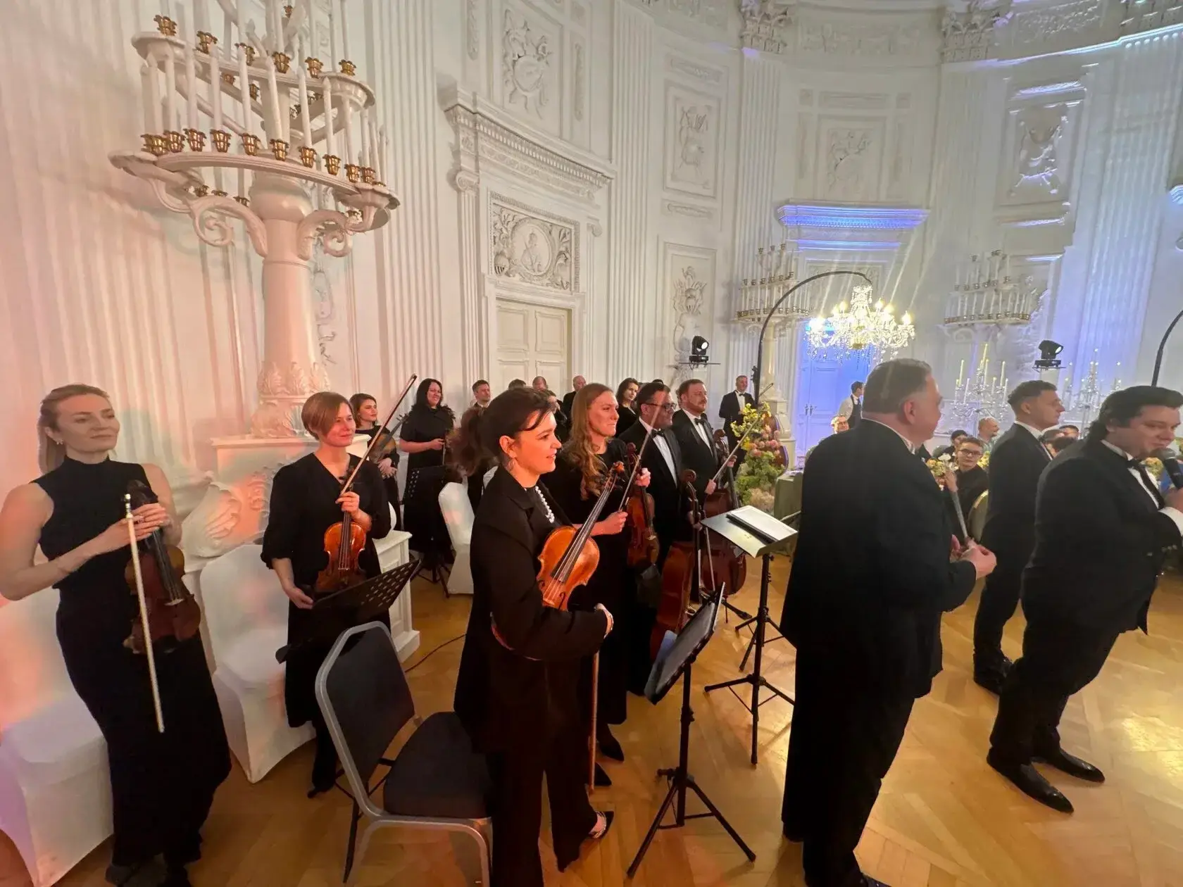 Фото Art Music Orchestra